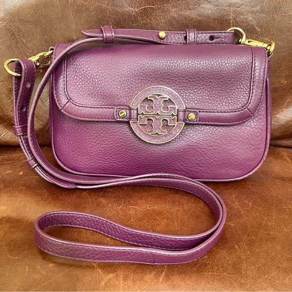 Tory Burch Mini Amanda Crossbody Bag - Picture 14 of 14